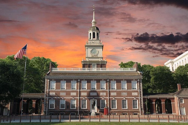 Self Guided Walking Tour of Story of Rebels of the Revolution in Old Town Philly